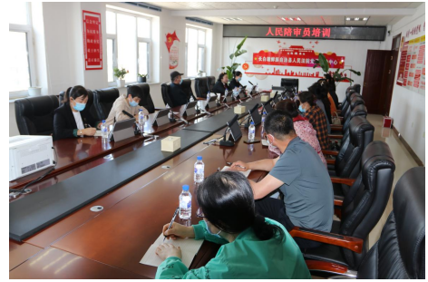 长白县人民法院开展人民陪审员培训班