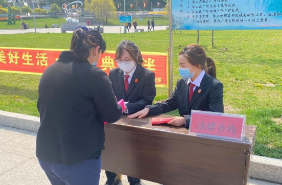 严惩黑恶犯罪  弘扬社会正义