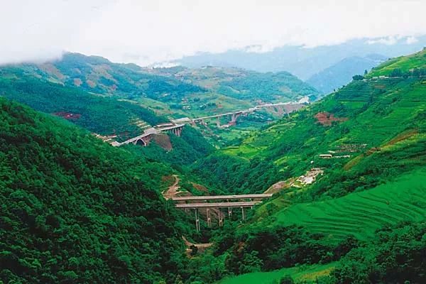 中老铁路国际客运开通两月 搭载39个国家