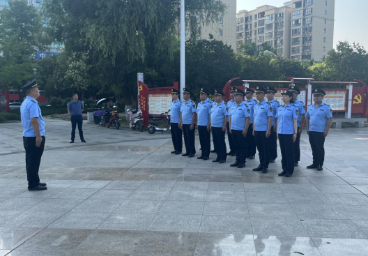 南阳市生态环境局桐柏分局开展执法队伍队列