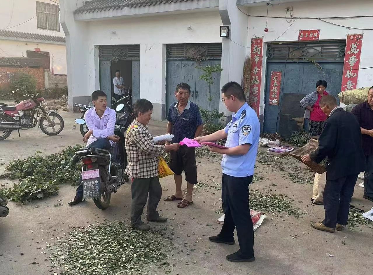 丁河派出所开展626禁毒日活动