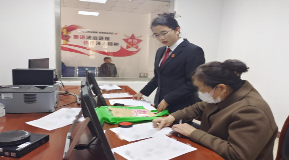 成功化解侵权纠纷 当场履行促和谐