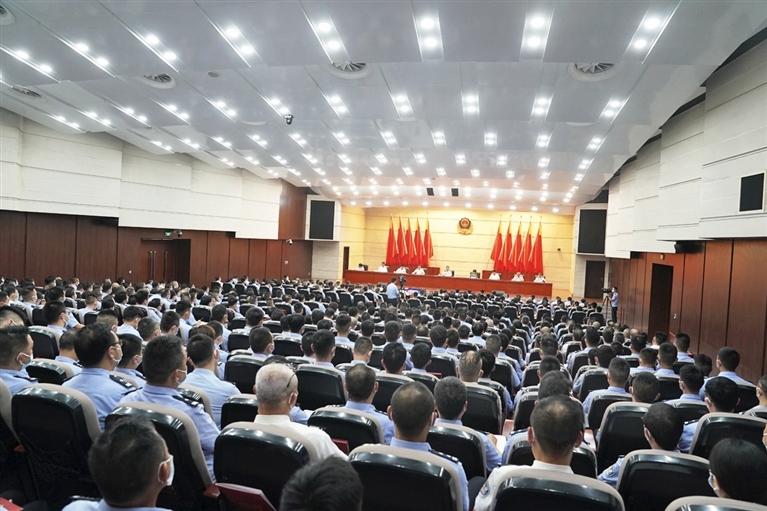 重庆市各级公安机关开展庆祝中国共产党成立