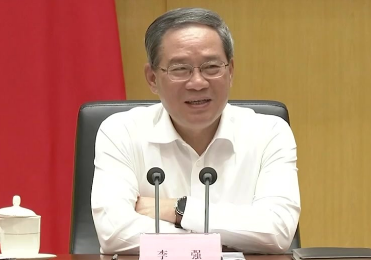 李强主持召开平台企业座谈会