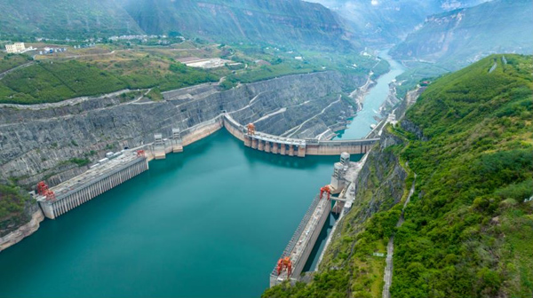 长江干流梯级电站顶峰保供 溪洛渡水电站1