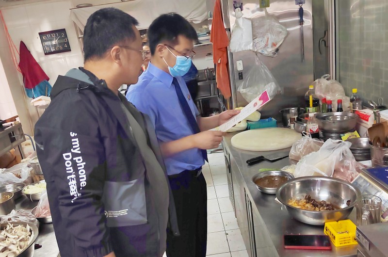 行政检察推动源头治理  整治餐厨垃圾处理