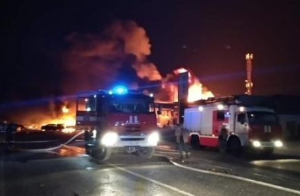 俄罗斯达吉斯坦共和国加油站起火爆炸