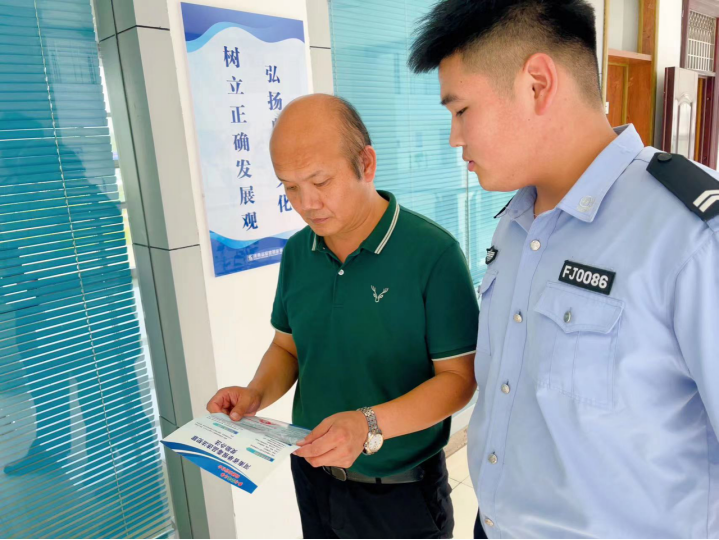 回车派出所到辖区开展禁毒宣传