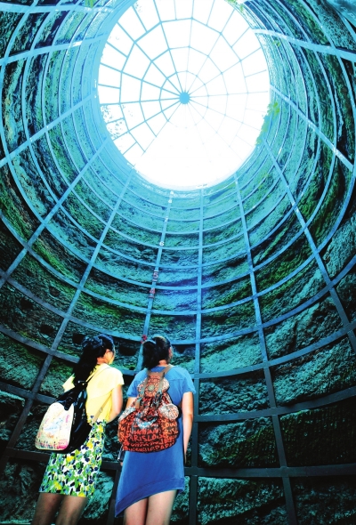 西峡恐龙遗迹园：让文物“活”起来 让项目