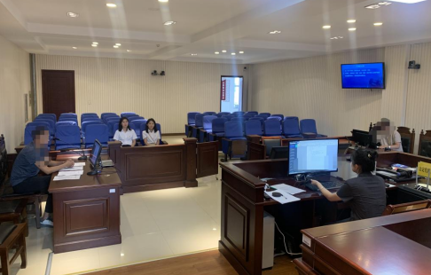 长白县法院：庭审旁听普法“零距离”