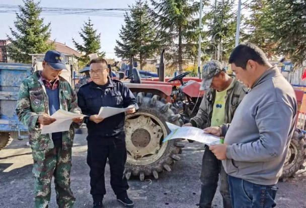 舒兰检察：秋收助农 灾后重建驻村工作队送