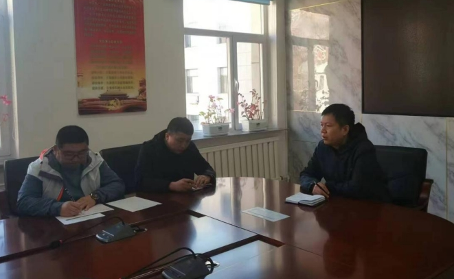 临江市人民法院召开安全驾驶专题会议