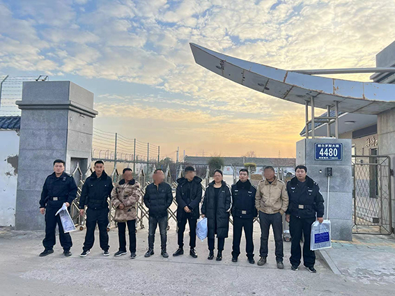 宁江法院：周末执行“不打烊” 司法为民显