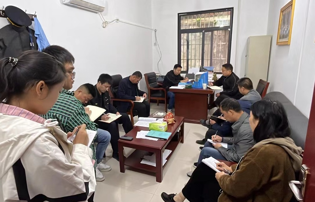 南阳市生态环境局桐柏分局  学思践悟 扎