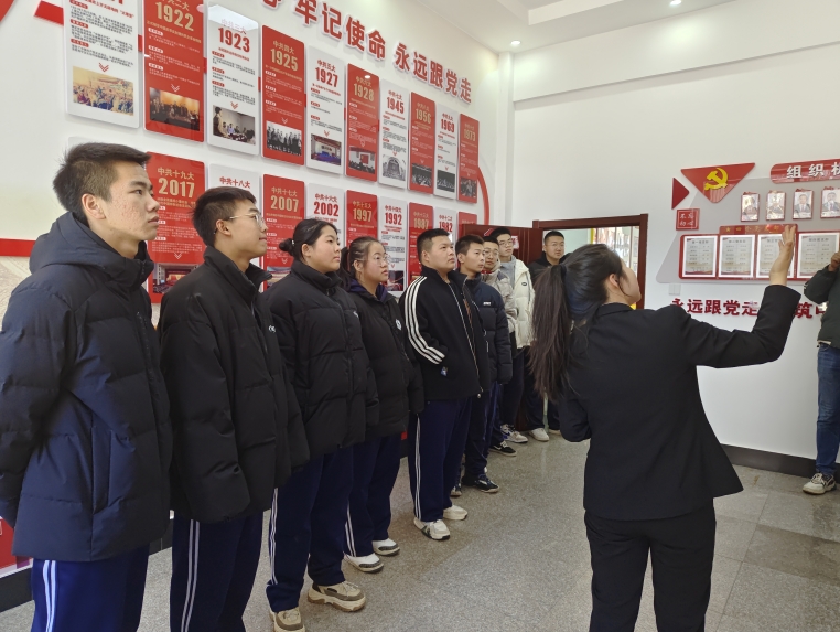 公众开放日：生动普法课堂 守护健康成长