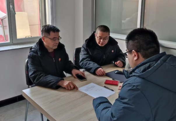 延伸审判工作 化解矛盾纠纷