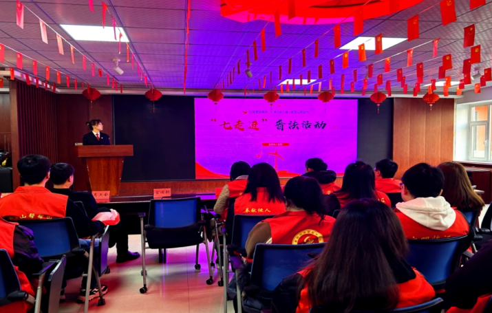 弘扬雷锋精神 传递法治力量 彰显法院担当