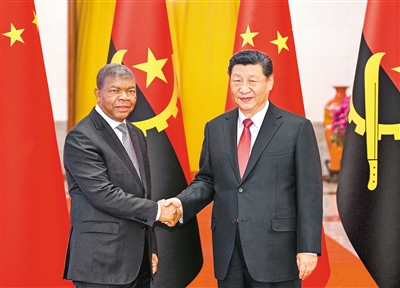 习近平同安哥拉总统洛伦索会谈