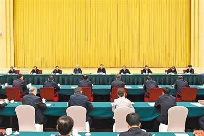 习近平主持召开新时代推动西部大开发座谈会