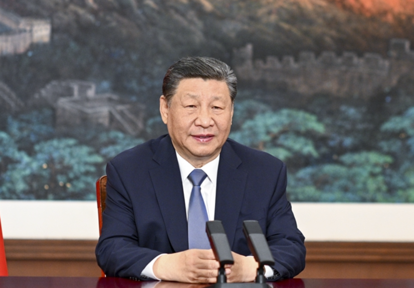 习近平复信美国肯恩大学校长雷波列特