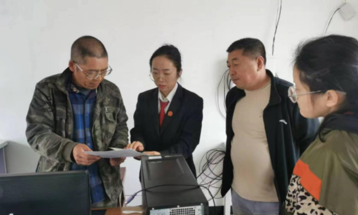 永吉法院：关注留守儿童 普法育爱同行