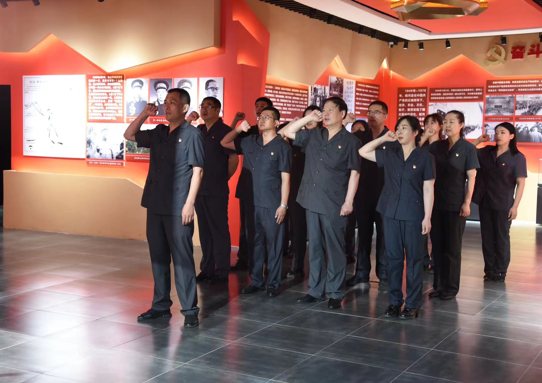 厚植爱国情怀 凝聚奋进力量