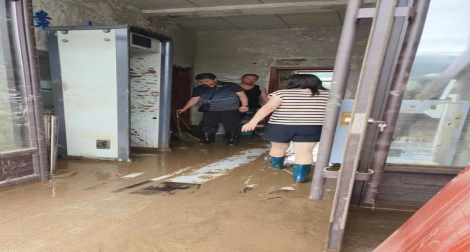 临江市人民法院积极筹备法庭灾后重建工作