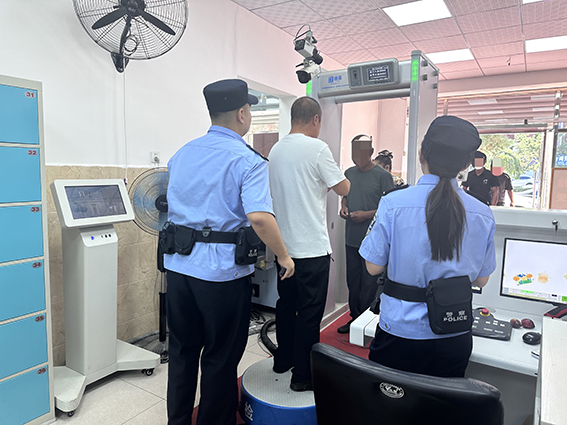 扶余法院：过的是安检 护的是平安