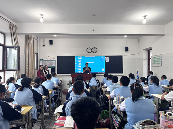 扶余法院：上好开学“第一课” 敲响法治“