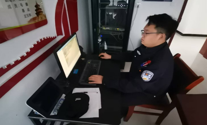 河南南阳桐柏县公安局：老汉迷失家人急  