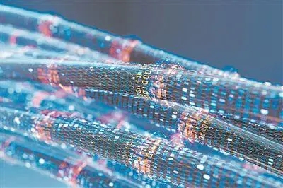 量子隐形传态通过普通光缆成功传输