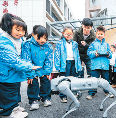 浙江湖州：点燃孩子们科技梦