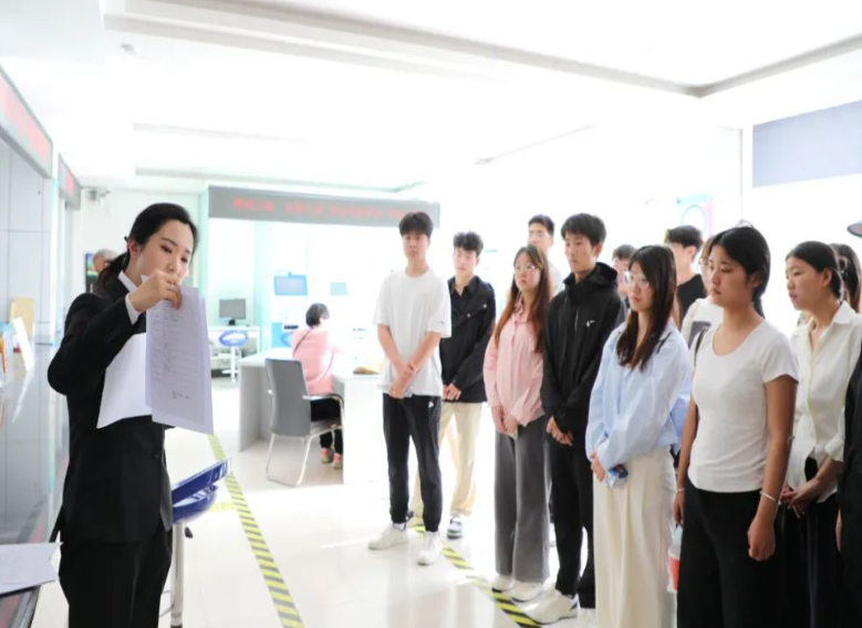 公众开放日丨沉浸式普法! 西峡法院“实境