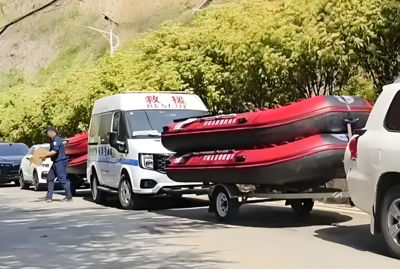 赤诚丹心映山河：西峡县捷瑞救援队的精神丰