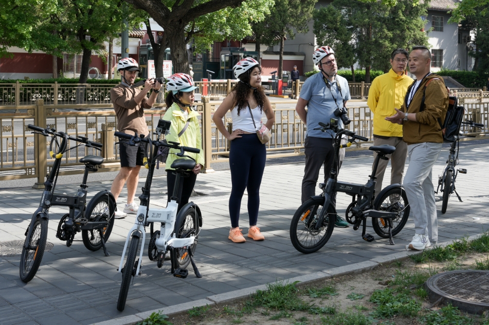 财经观察：多元消费场景催生职业“新赛道”