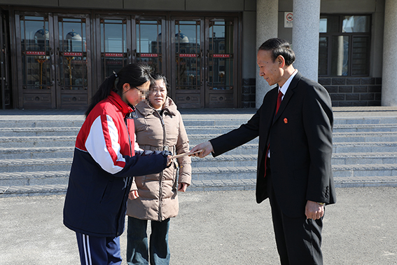 从法庭到校园 松原中院用司法温暖守护“少