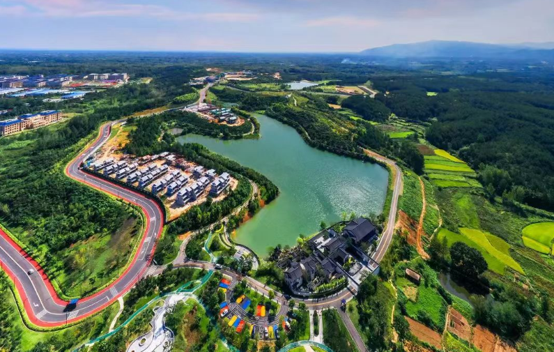 月河实践：文旅融合赋能乡村振兴的典范与启