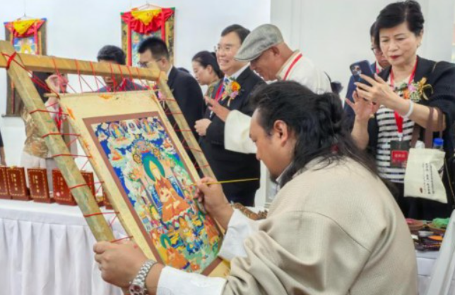 唐卡艺术巡礼在澳门揭幕