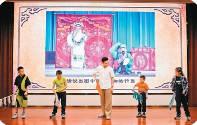  青海学子在京研学 