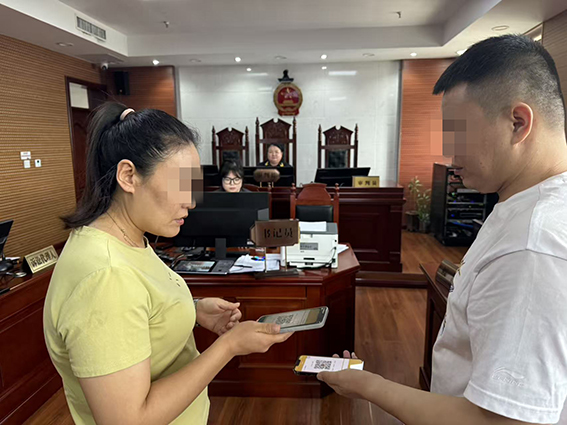 宁江法院：法官高效调解 双案一并撤诉