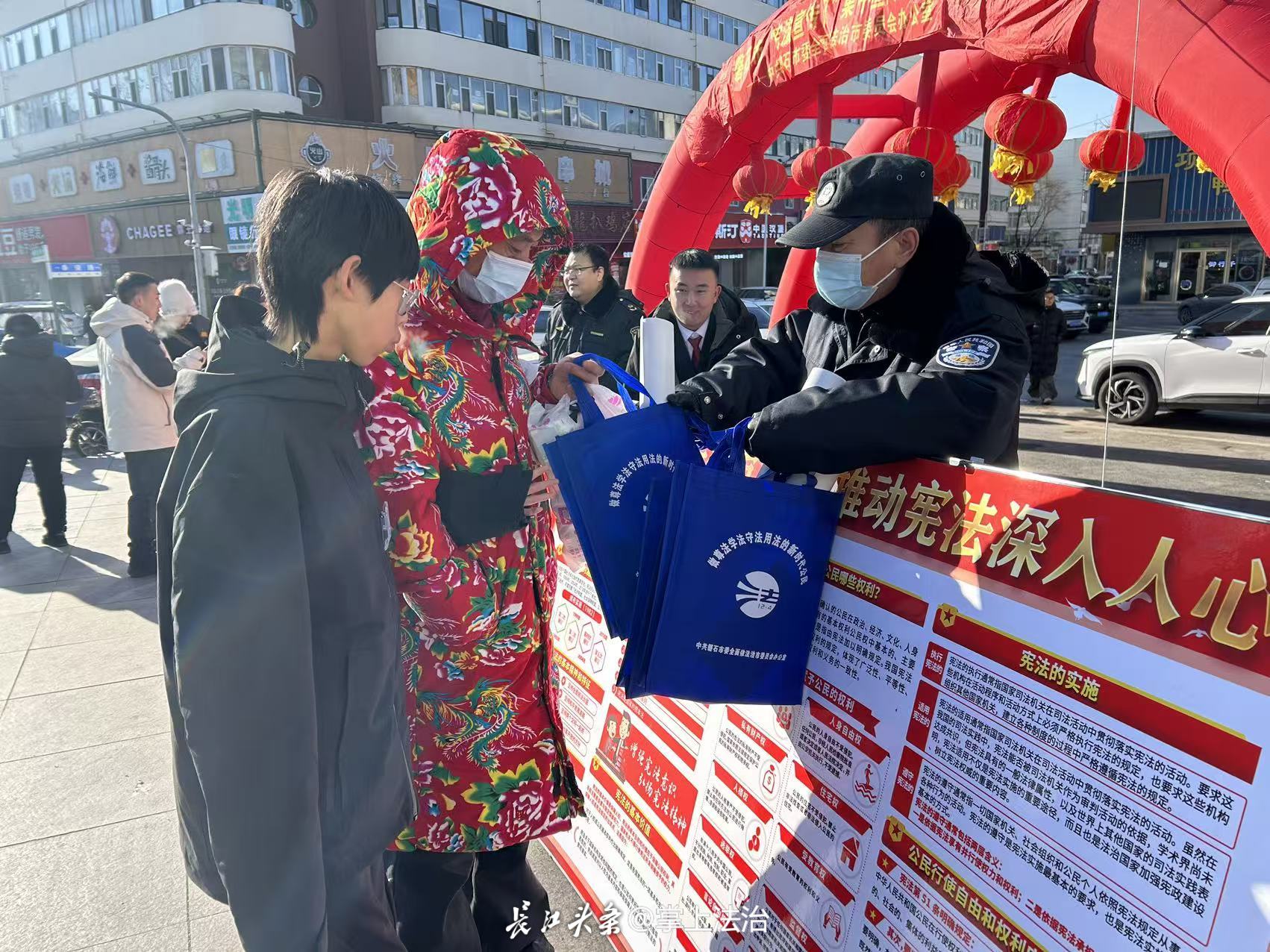 1764897282684185.jpg afd5ee81c4b3191ff15654a35dd1bde7.jpg