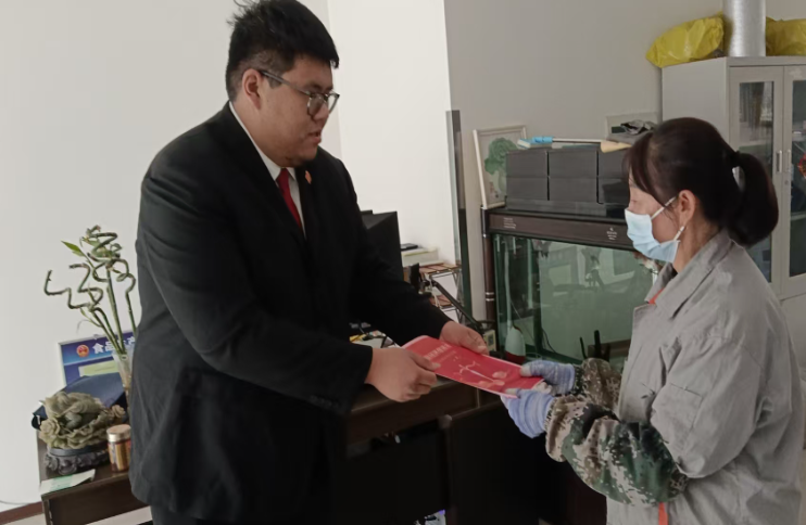 普法进市场，为民营经济撑起法治“保护伞”