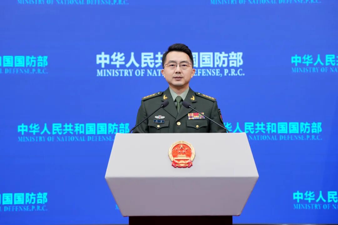 国防部新闻发言人就近期涉军问题答记者问
