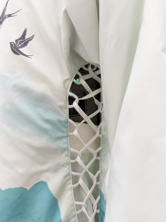 舞蹈机器人腋下串绳镂空结构_副本