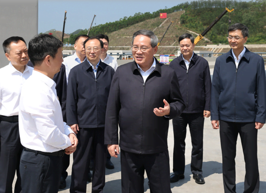 李强强调 ：加快推进水网建设 全面提升综合效益