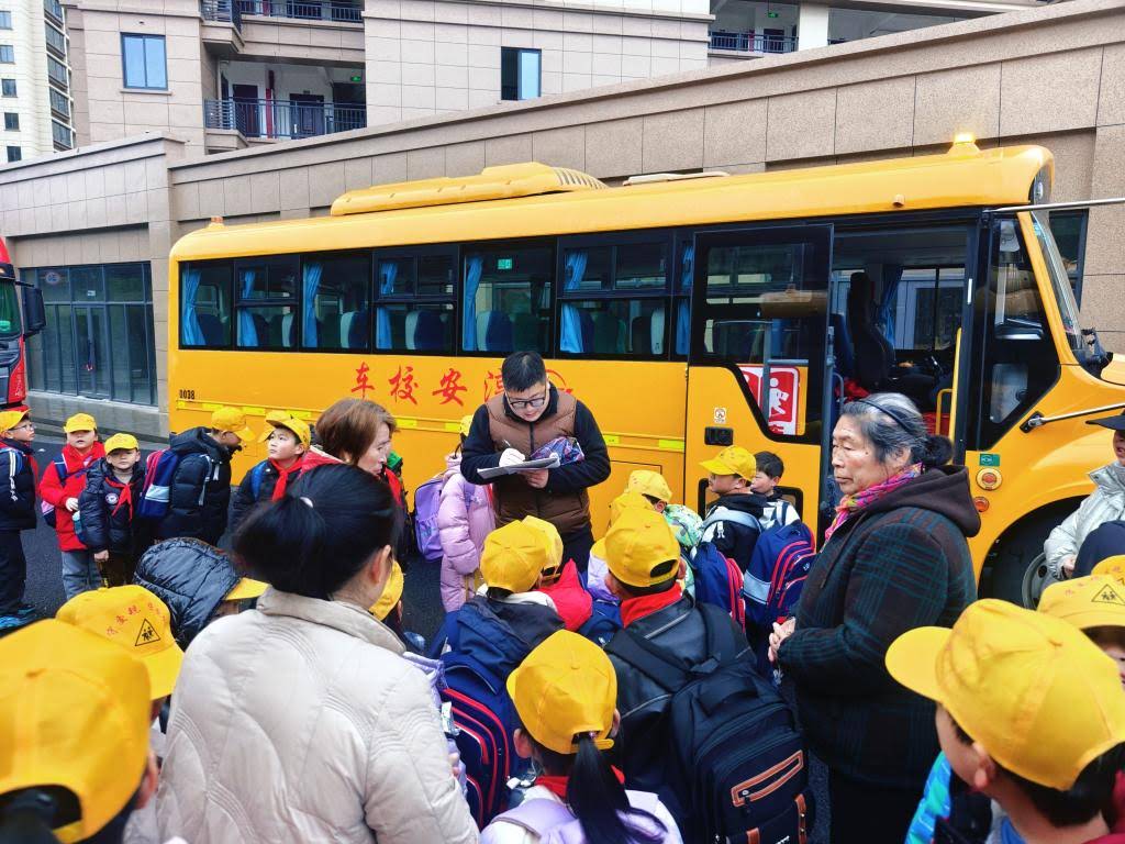 让公共服务跟着人走——杭州推动基本公共服务惠及更多新市民